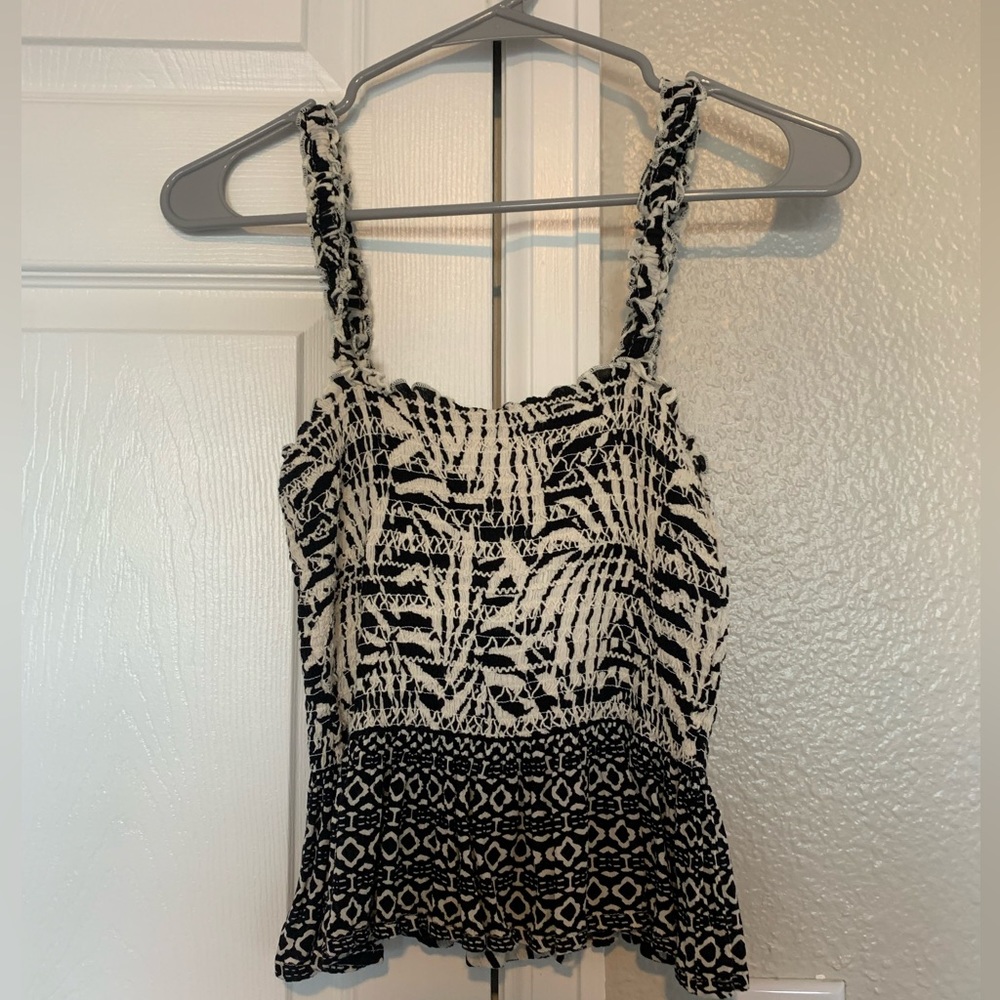 Patterned black and cream tank